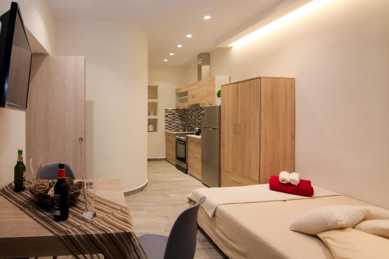 Contemporary Studios Old Port By Corfuescapes Corfu  Buitenkant foto