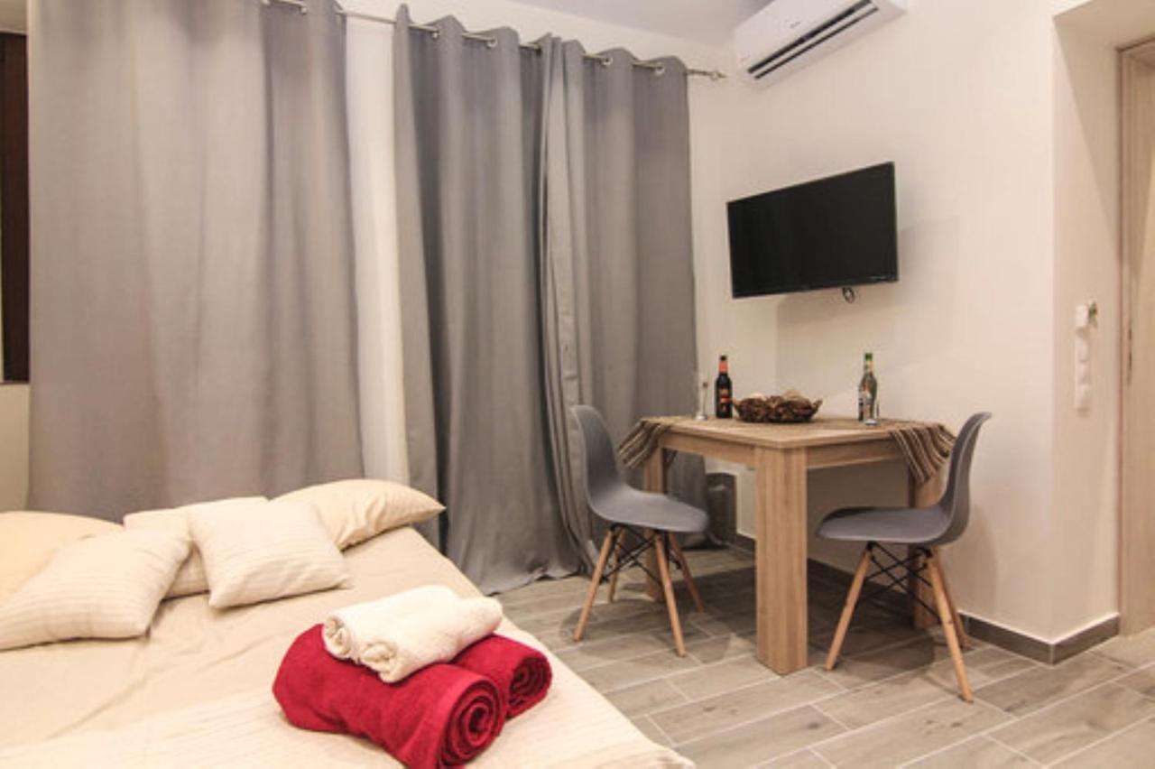 Contemporary Studios Old Port By Corfuescapes Corfu  Buitenkant foto